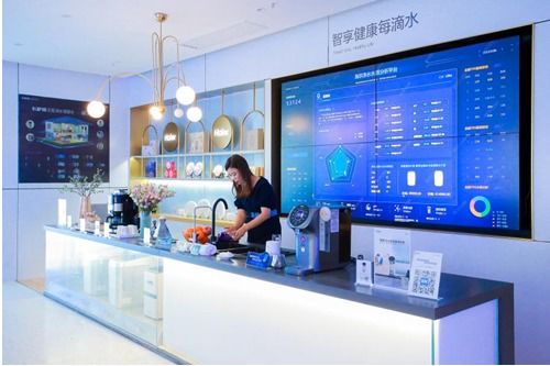 海爾發(fā)布“全時(shí)鮮”系列凈水機(jī)，創(chuàng)新推出行業(yè)首個(gè)物聯(lián)網(wǎng)支付體驗(yàn)場(chǎng)景