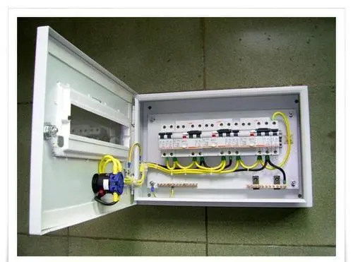 專業(yè)電力解決方案 探訪武漢梓杰電力公司的配電柜與配電箱